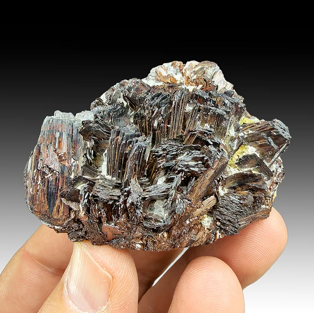 Hubnerite image