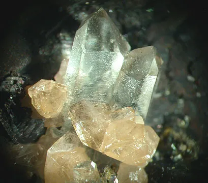 Hubnerite, Monazite-(Ce), Quartz - image 5