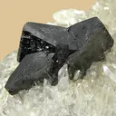 Hubnerite, Quartz - image 2