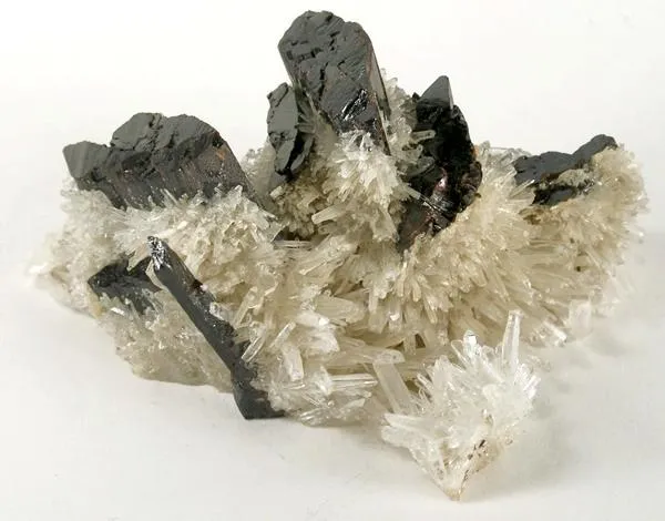 Hubnerite, Quartz - image 2