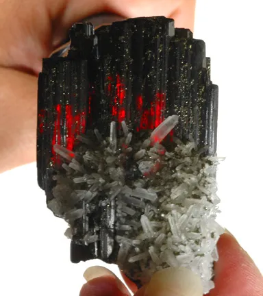 Hubnerite, Quartz - image 3