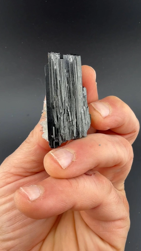 Hubnerite with Quartz - image 2