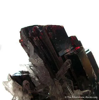 Hubnerite With Quartz - image 3