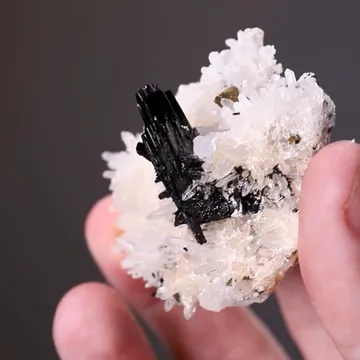 Hübnerite with Quartz and Pyrite