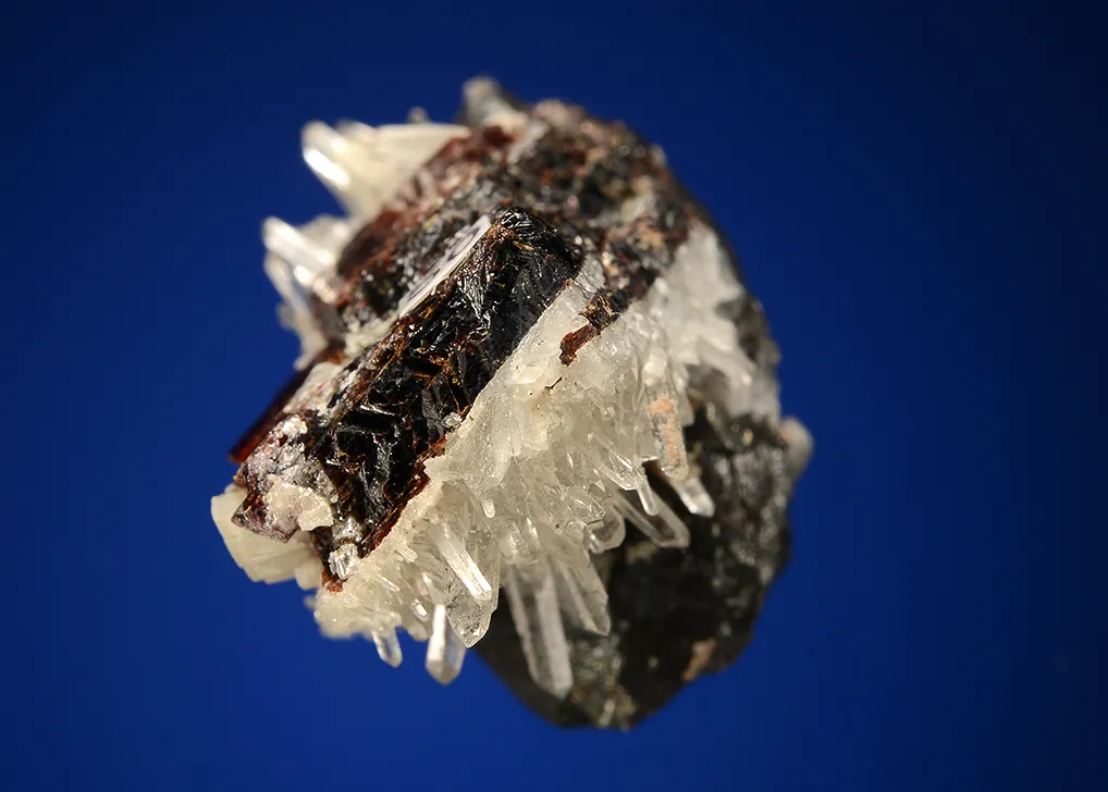 Hübnerite with Stolzite, Quartz and Tetrahedrite - image 5