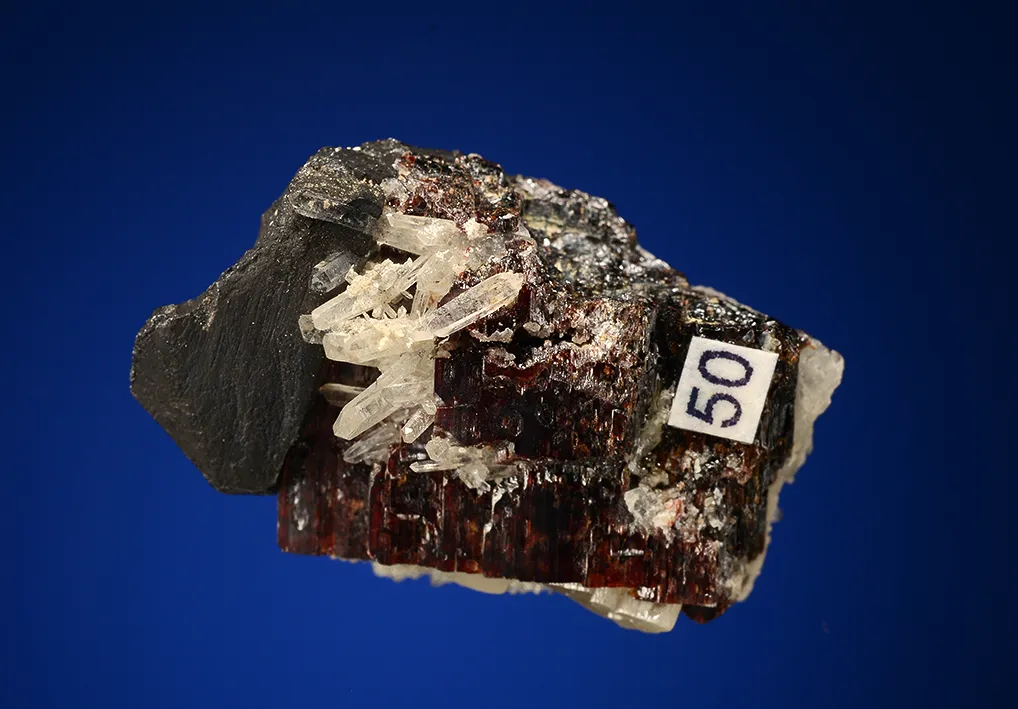 Hübnerite with Stolzite, Quartz and Tetrahedrite - image 4