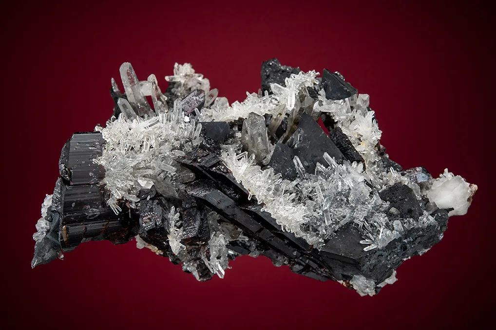 Hübnerite with Tetrahedrite and Quartz image