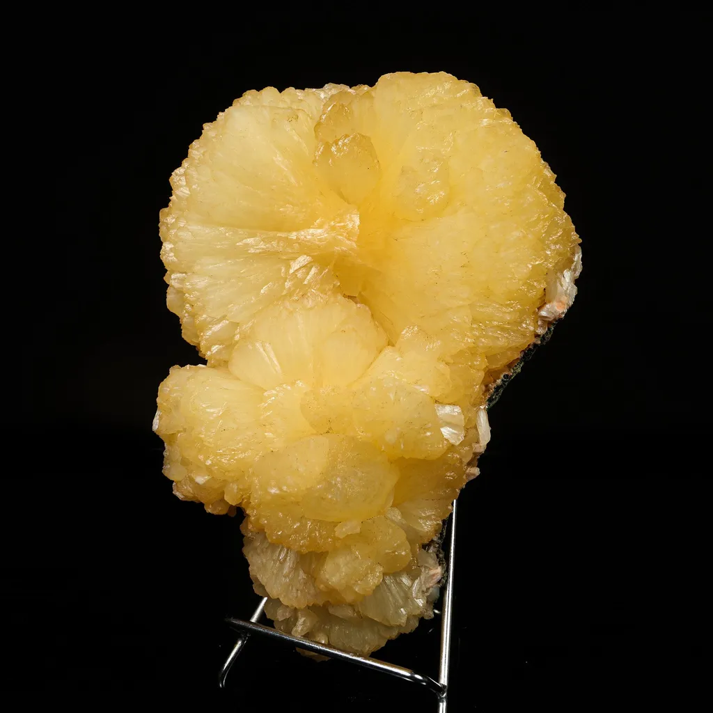 Huge Stilbite 'Bow-Tie' Natural Mineral Specimen - image 2