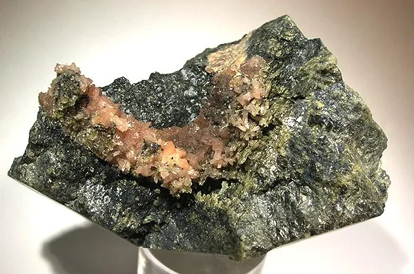 Hureaulite, Rockbridgeite, Jahnsite, Vivianite - image 1