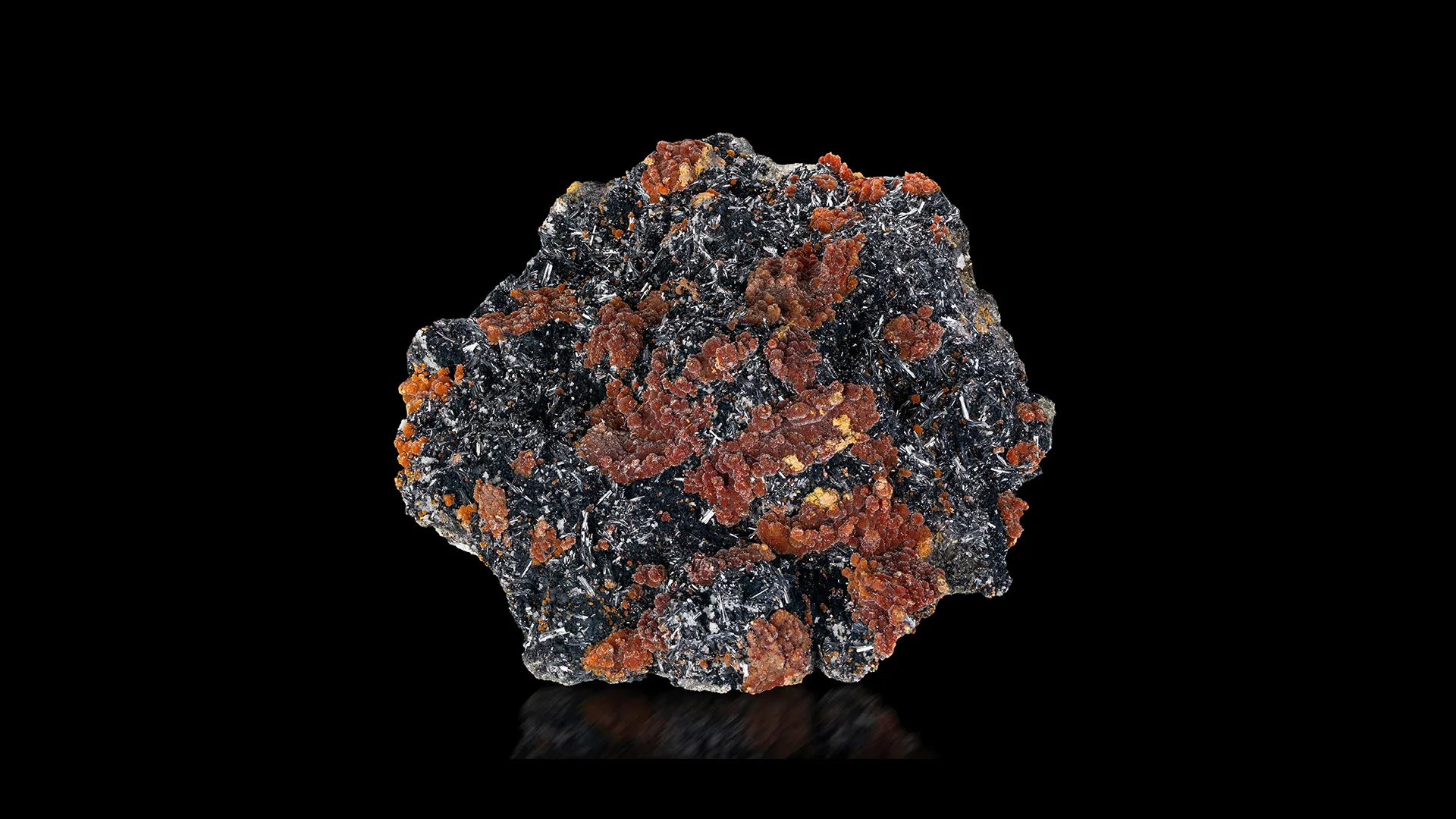 Hutchinsonite - image 1