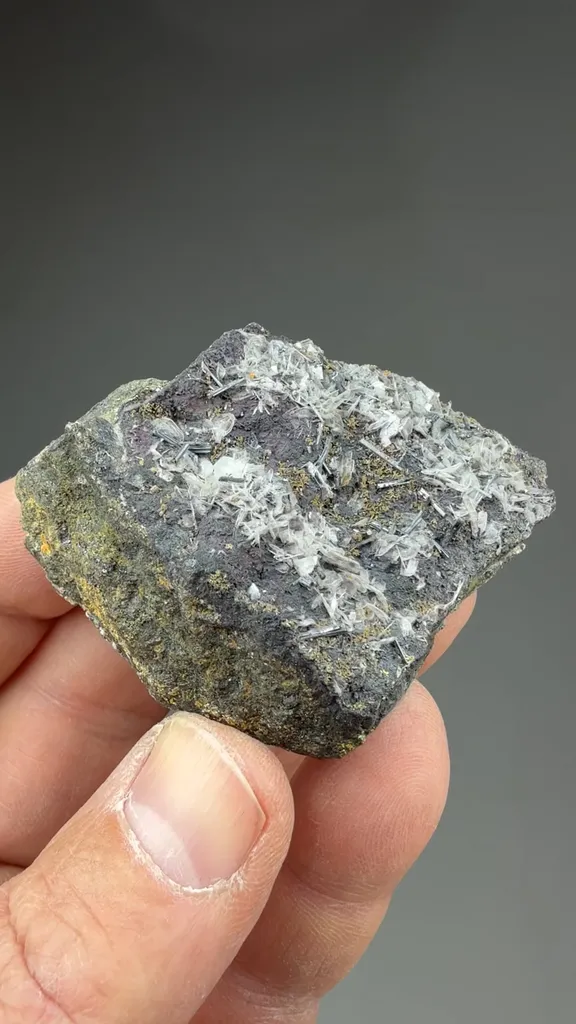 Hutchinsonite with Barite - image 2