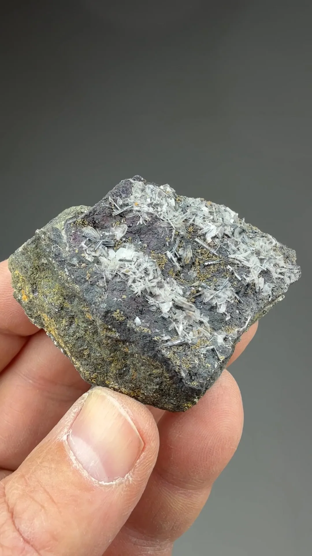 Hutchinsonite with Barite - image 2