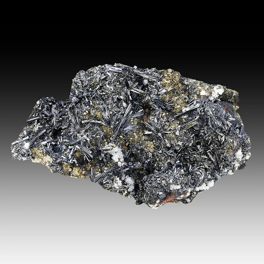 Hutchinsonite with Quartz, Orpiment, Pyrite image