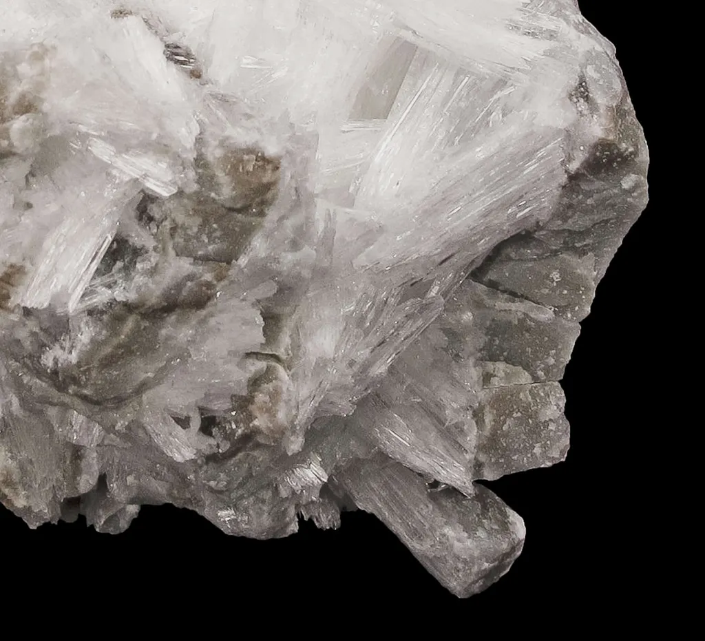Hydroboracite - image 3