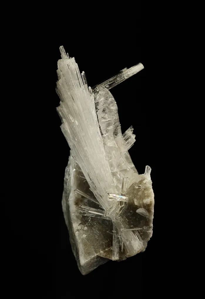 Hydroboracite with Gypsum - image 2