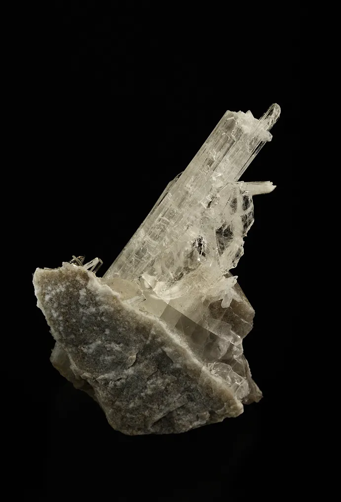 Hydroboracite with Gypsum - image 3