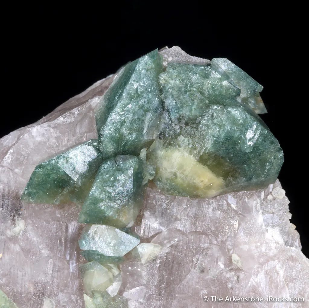 Hydroxylapatite on Quartz - image 4