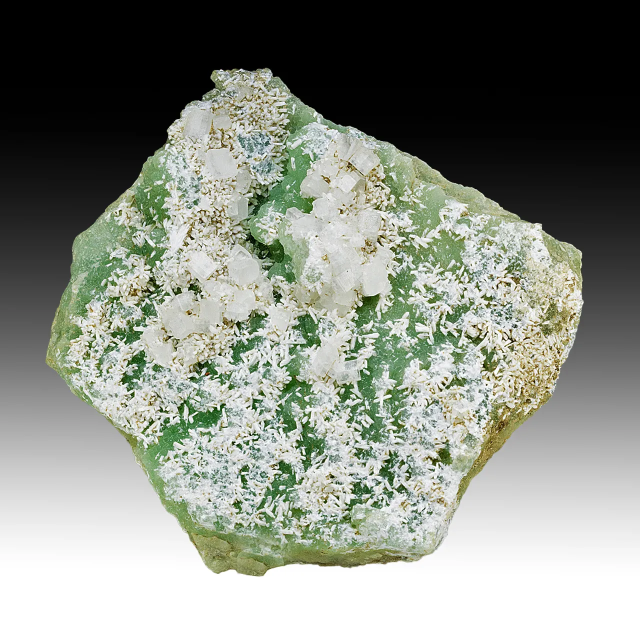 Hydroxylapophyllite-K with Laumontite, Prehnite - image 1