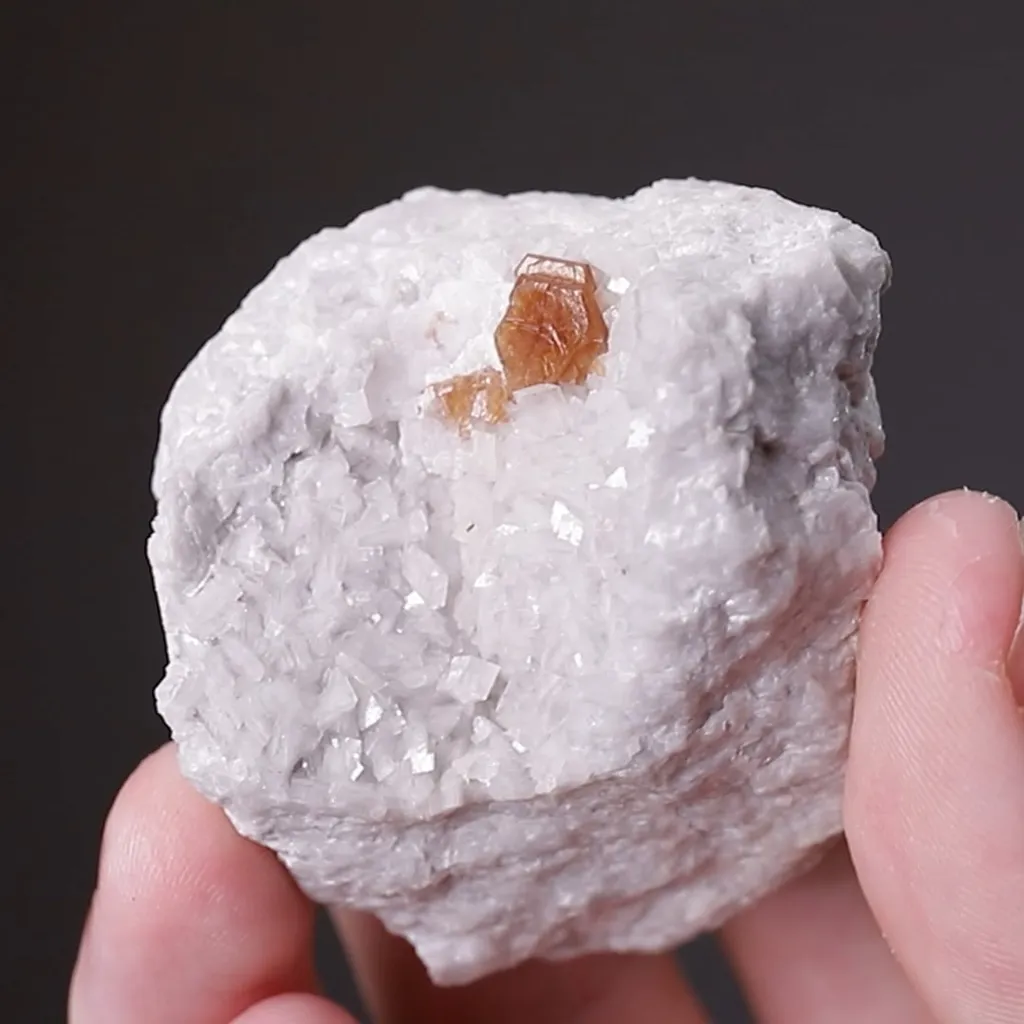 HYDROXYLBASTNÄSITE-(Ce) - image 2