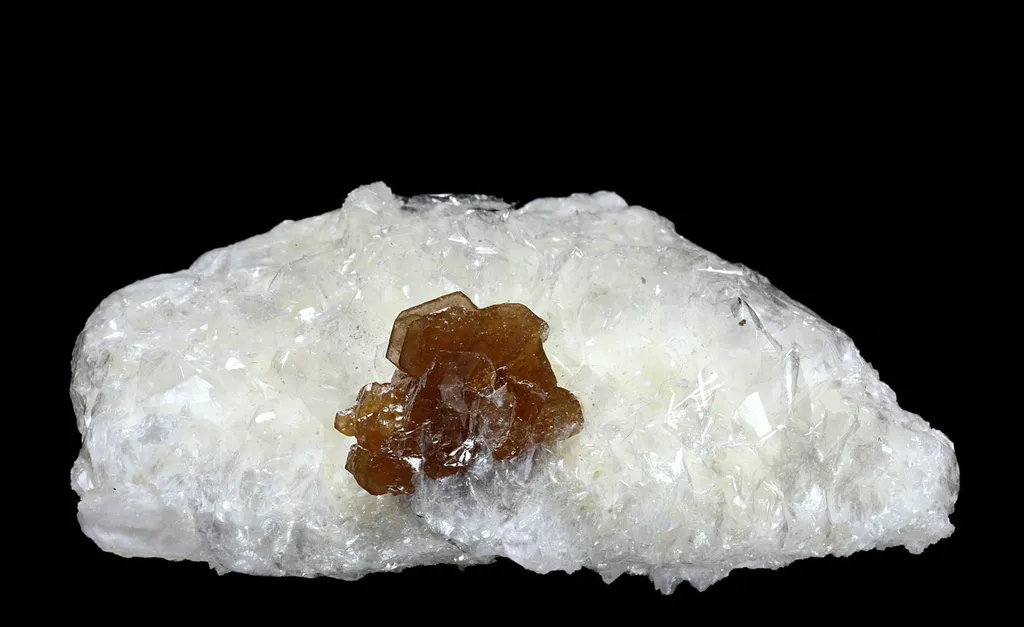 Hydroxylbastnäsite (Ce) / Talc natif, Trimouns, Luzenac, Ariège, France image