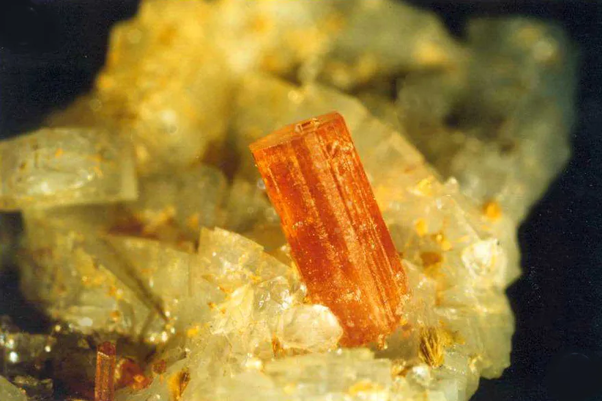 Hydroxylbastnäsite (Ce) - Trapu, Trimouns, Luzenac, Ariège, France image