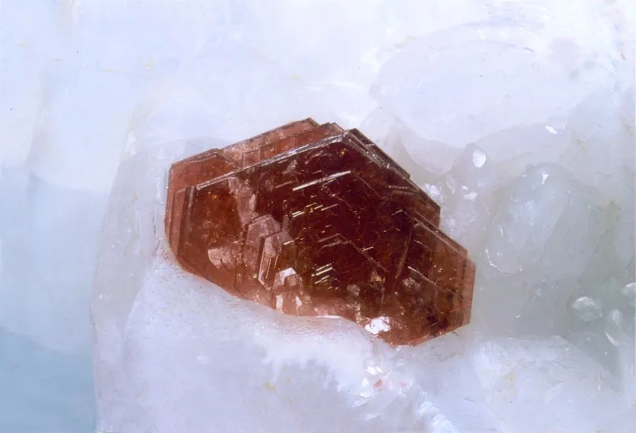 Hydroxylbastnäsite (Ce), Trimouns, Luzenac, Ariège, France image