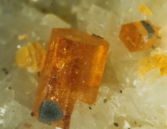 Hydroxylbastnäsite (Ce), Trimouns, Luzenac, Ariège, France image