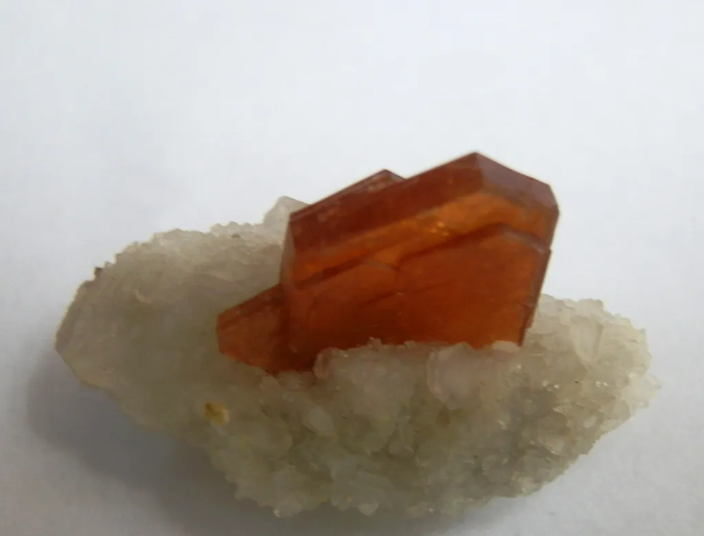 Hydroxylbastnäsite (Ce), Trimouns, Luzenac, Ariège, France image