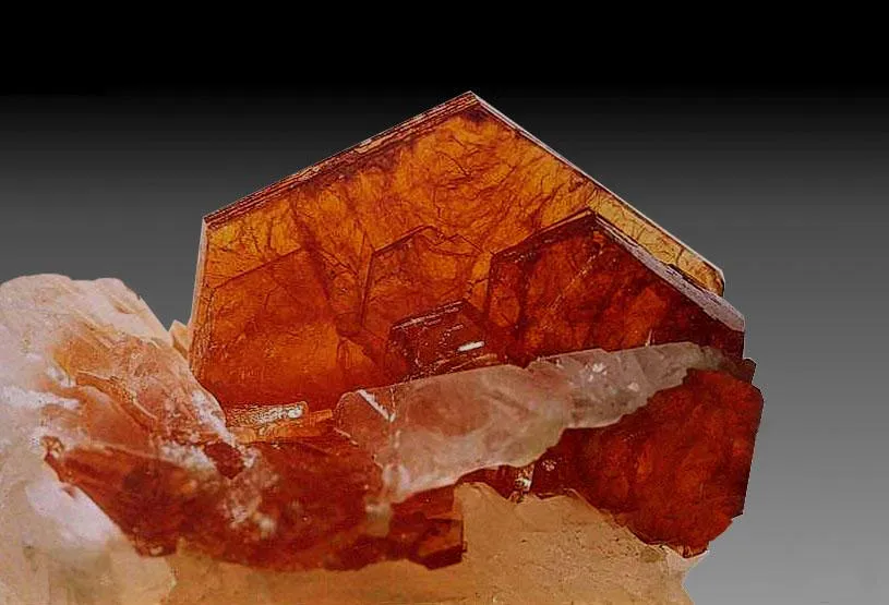 Hydroxylbastnäsite-(Ce), Trimouns, Luzenac, Ariège, France image