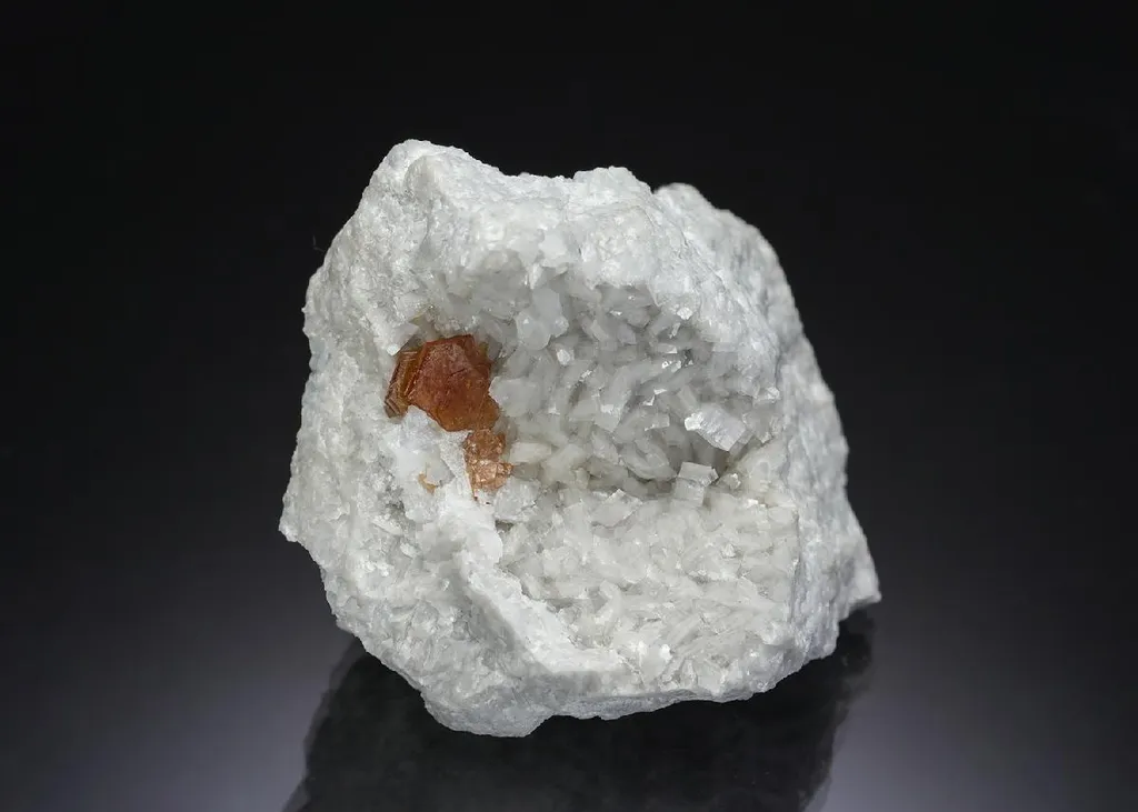 HYDROXYLBASTNÄSITE-(Ce) image