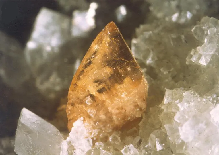 Iimoriite (Y), Trimouns, Luzenac, Ariège, France image