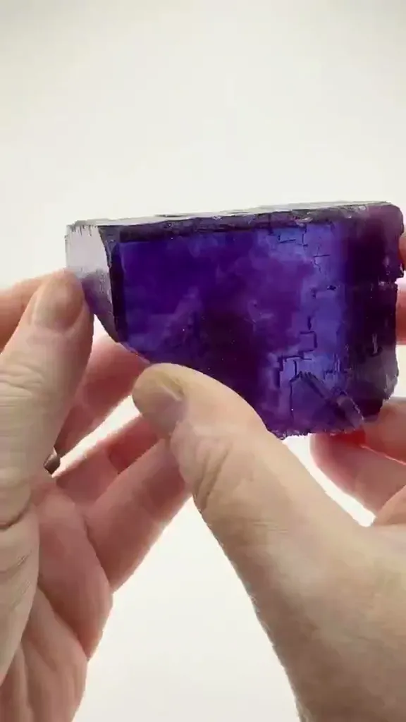 Illinois Fluorite at its finest - image 3
