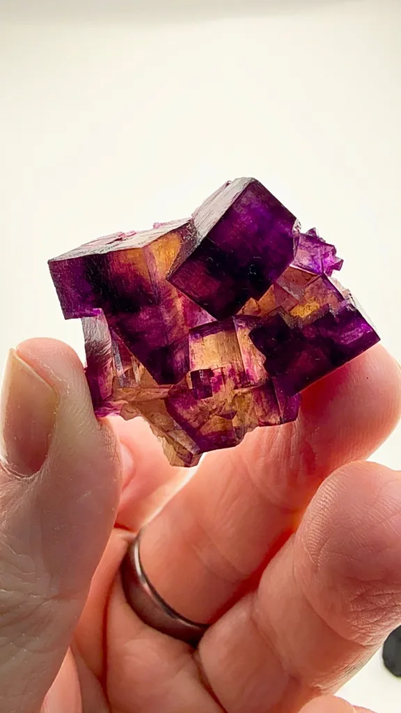 Illinois Fluorite at its finest—captured in miniature - image 2