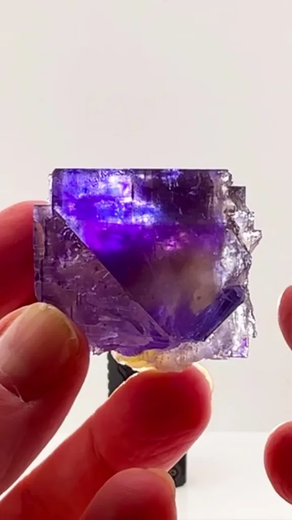 ILLINOIS Fluorite BEAUTY image