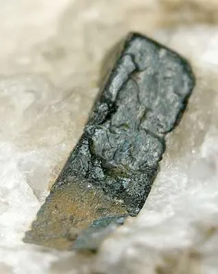 Ilmenite - image 3
