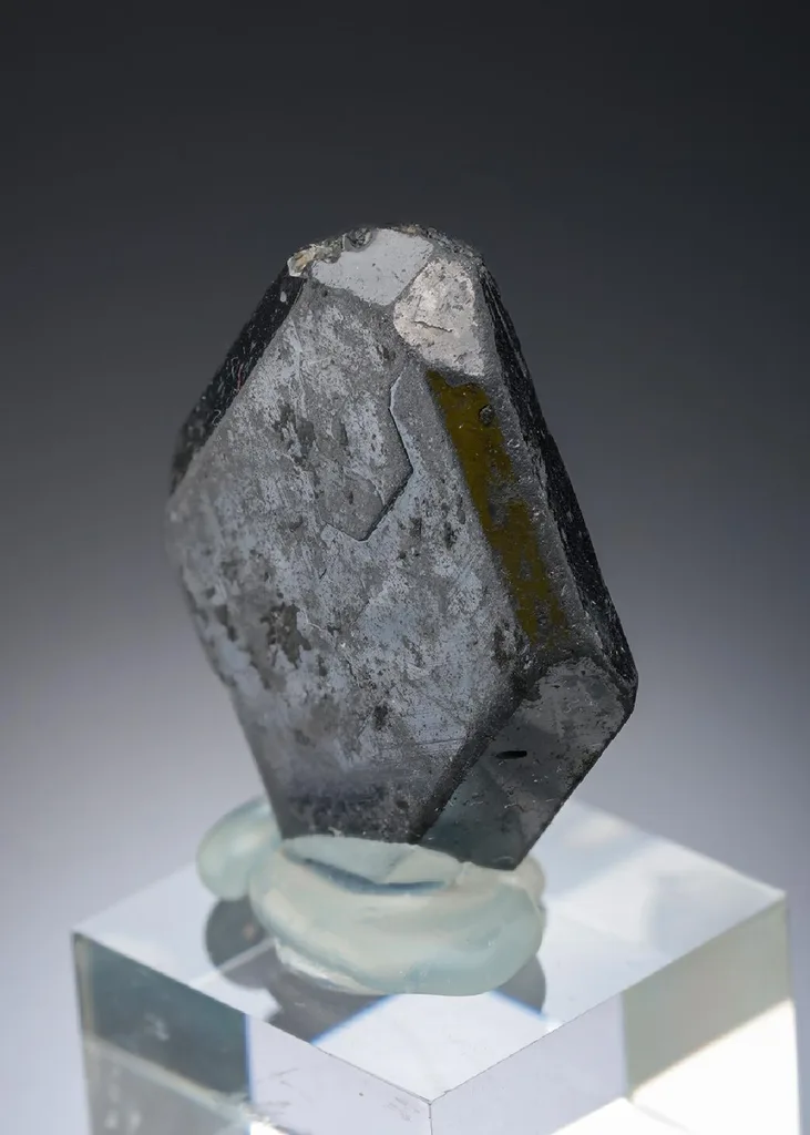 Ilmenite image