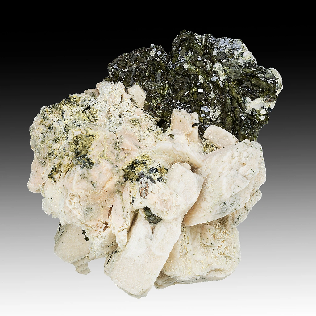 Ilmenite from Imilchil Cercle, Midelt Province, Drâa-Tafilalet Region, Morocco - image 1