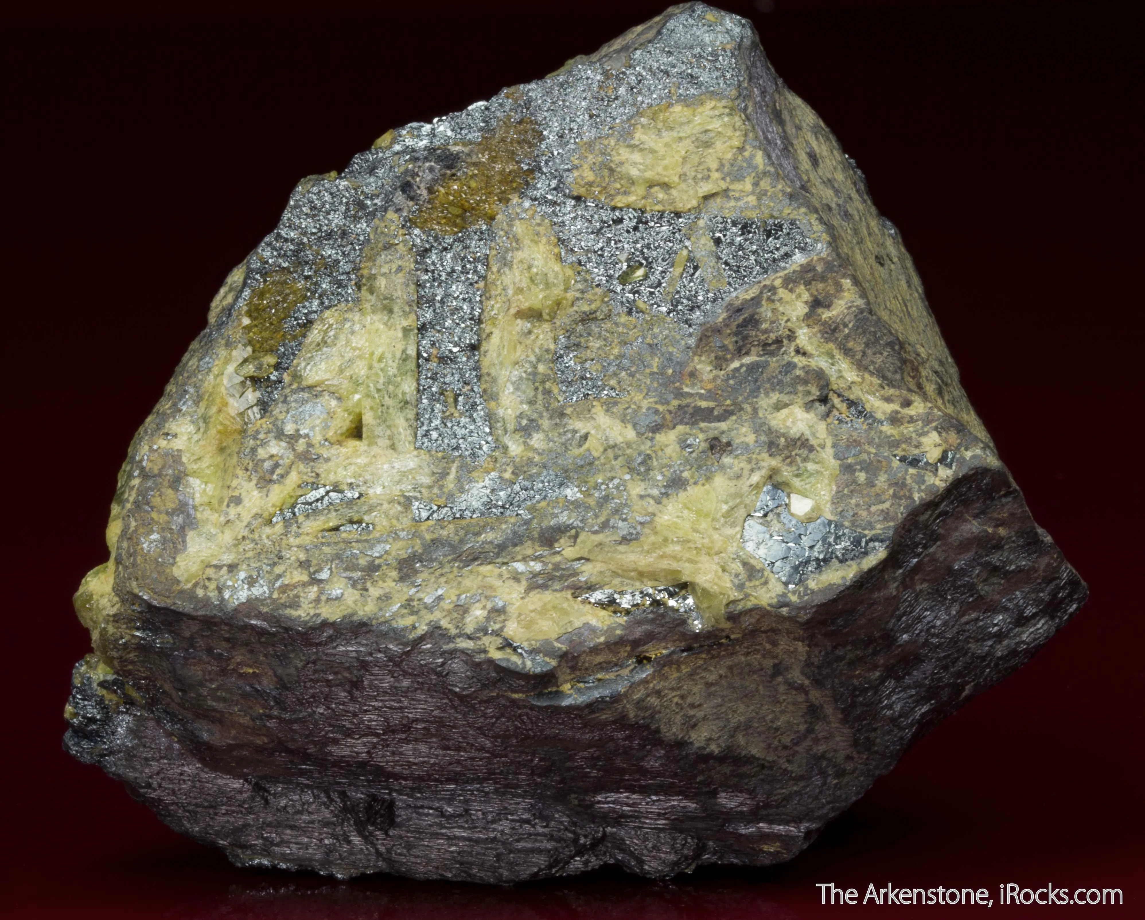 Ilmenite with Titanite - image 3