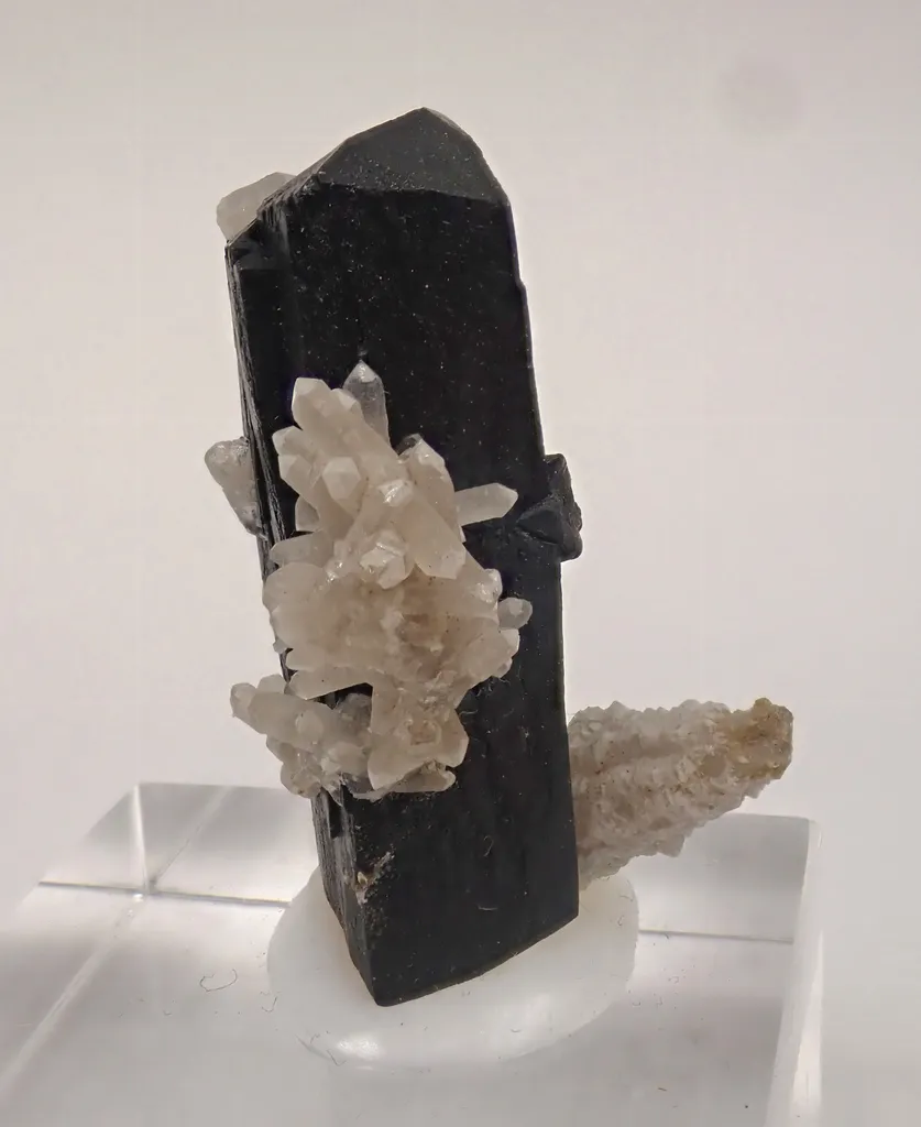 Ilvaite - image 2