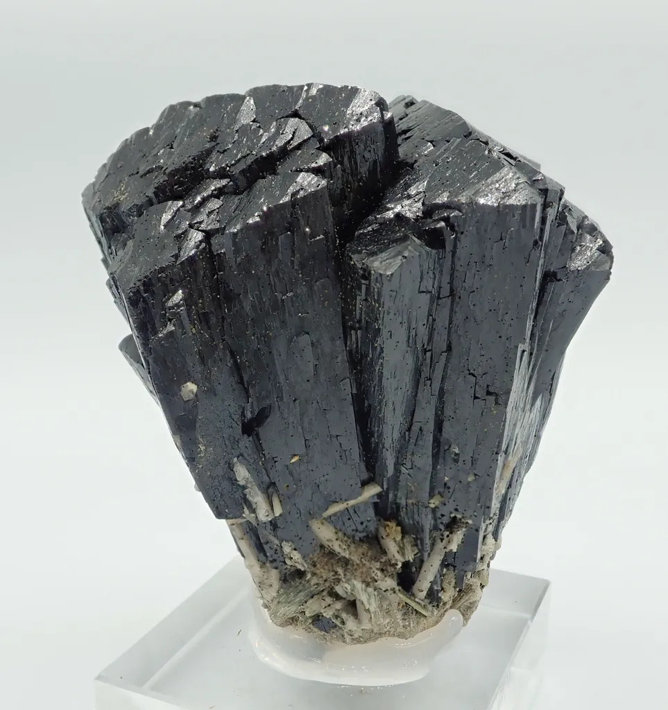 Ilvaite - image 3