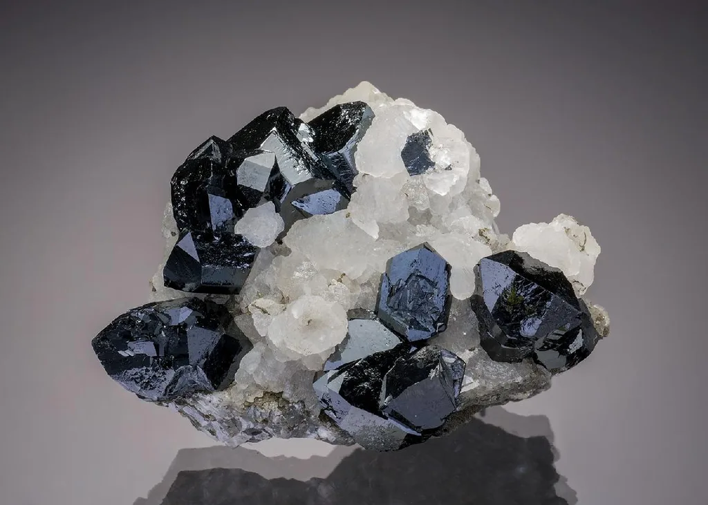 Ilvaite image