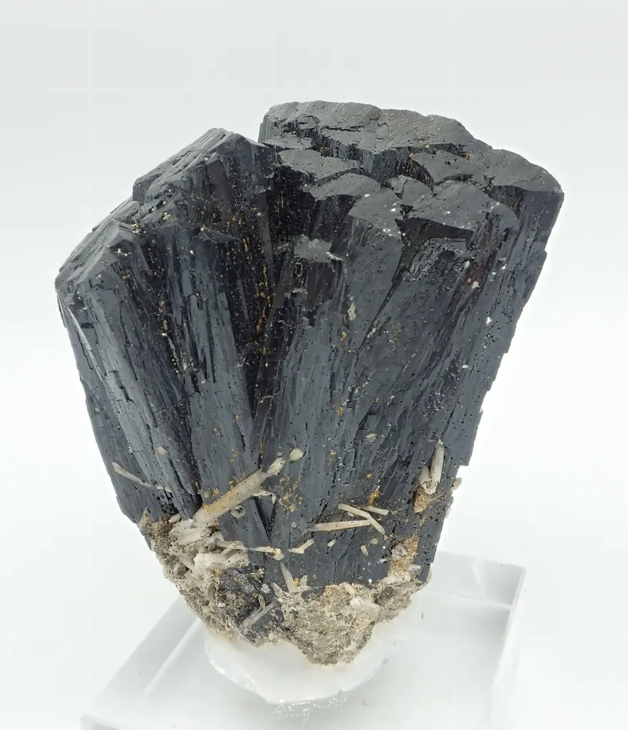 Ilvaite image