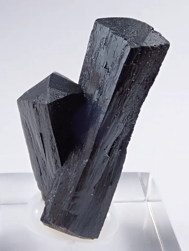 Ilvaite - image 3