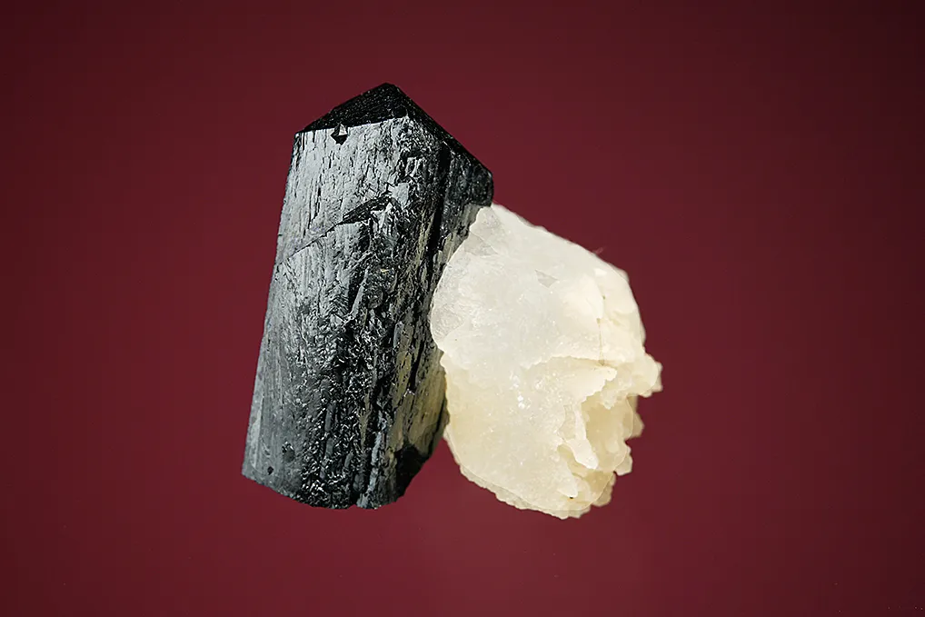 Ilvaite - image 2