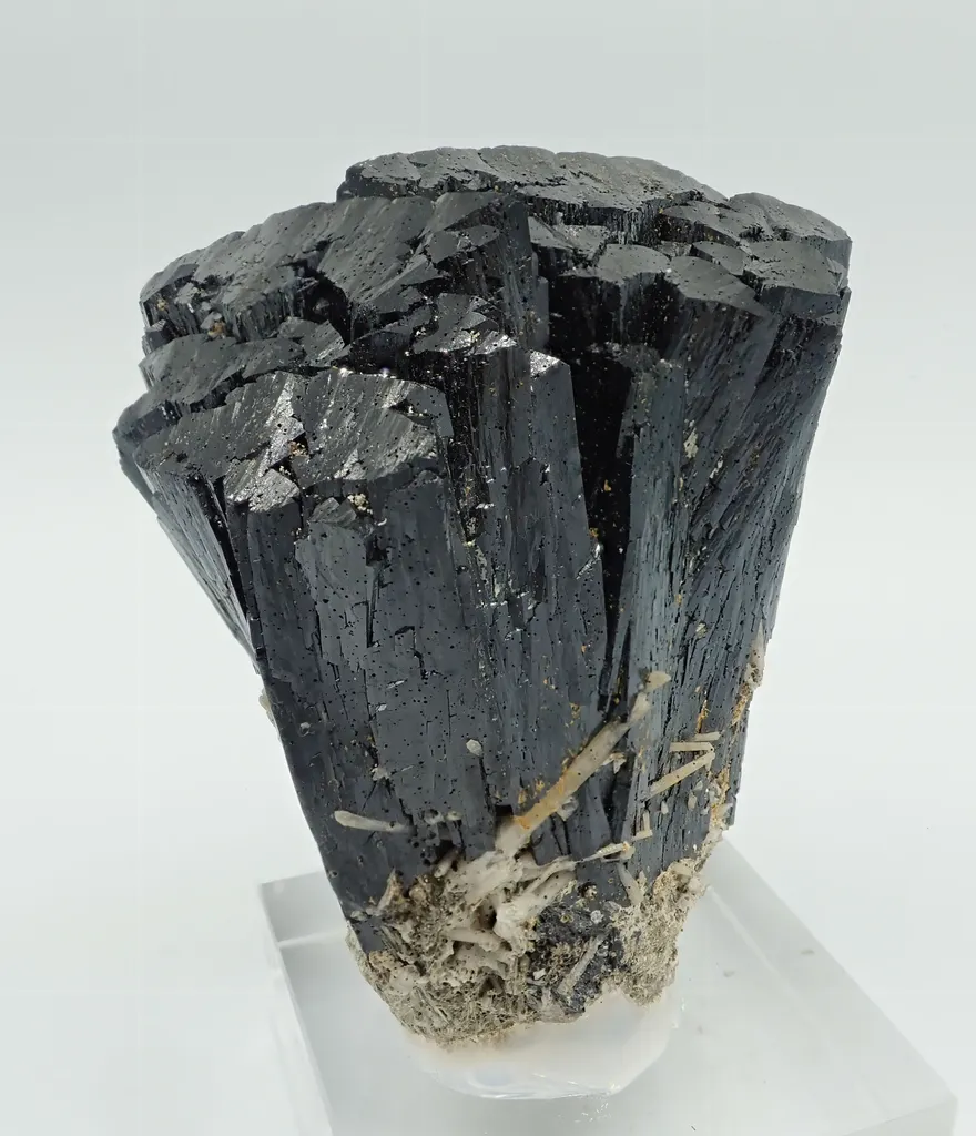 Ilvaite - image 4