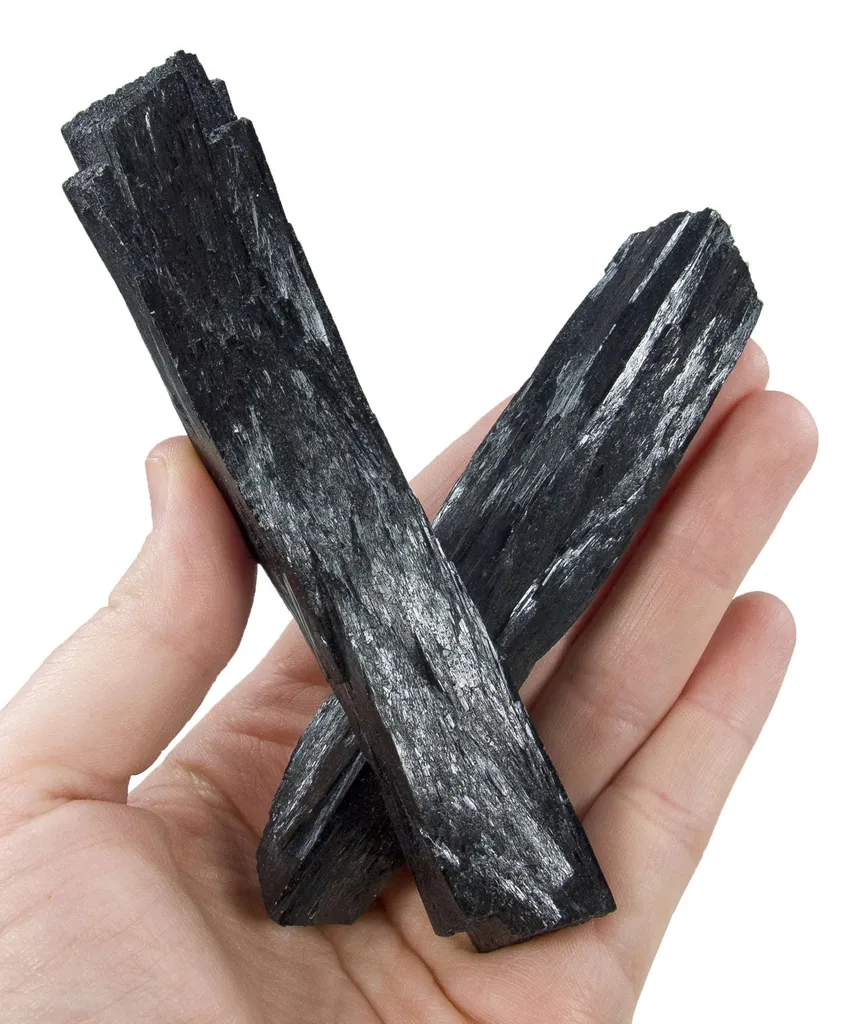 Ilvaite - image 3