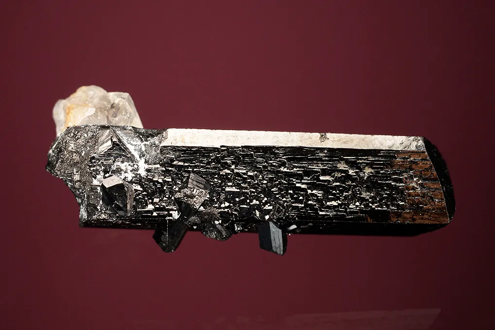 Ilvaite - image 2