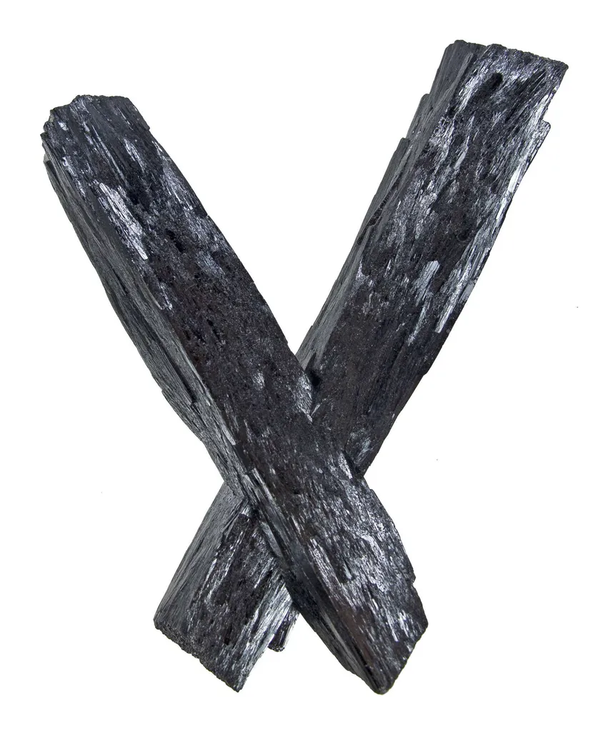 Ilvaite - image 2