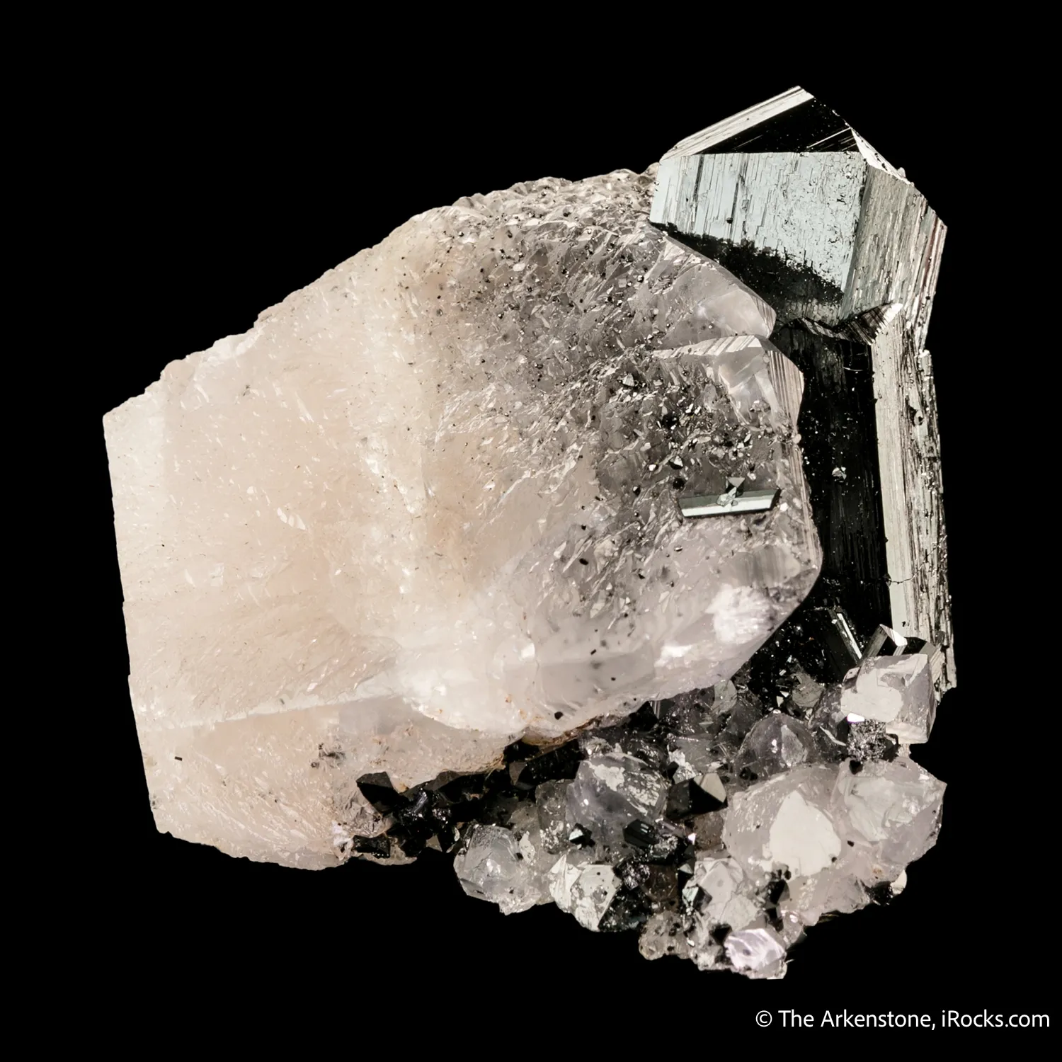 Ilvaite on Calcite - image 5