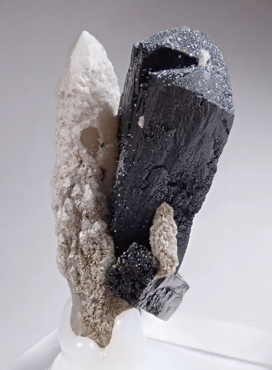 Ilvaite with Quartz - image 2